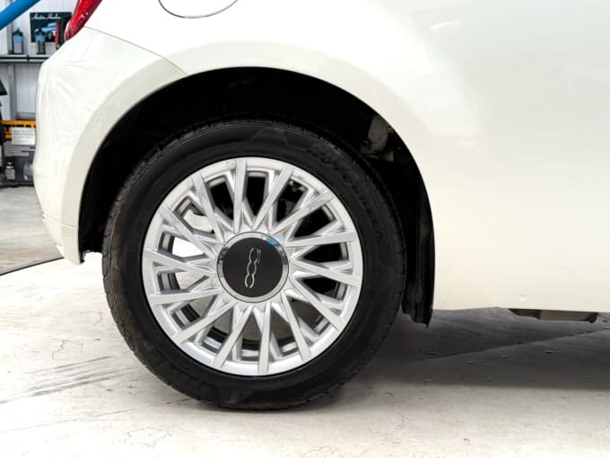 2025 Fiat 500