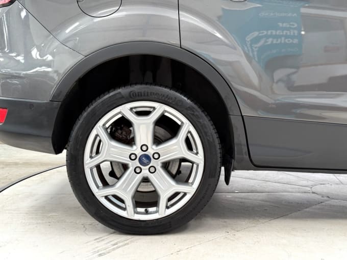 2025 Ford Kuga