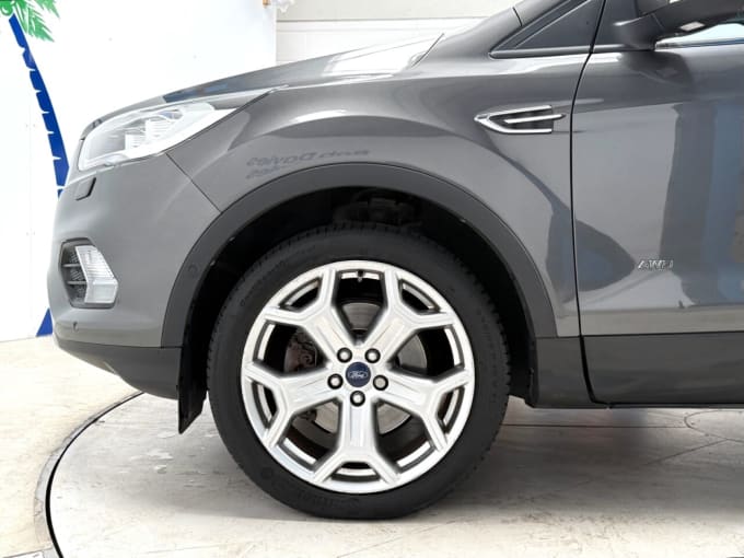 2025 Ford Kuga