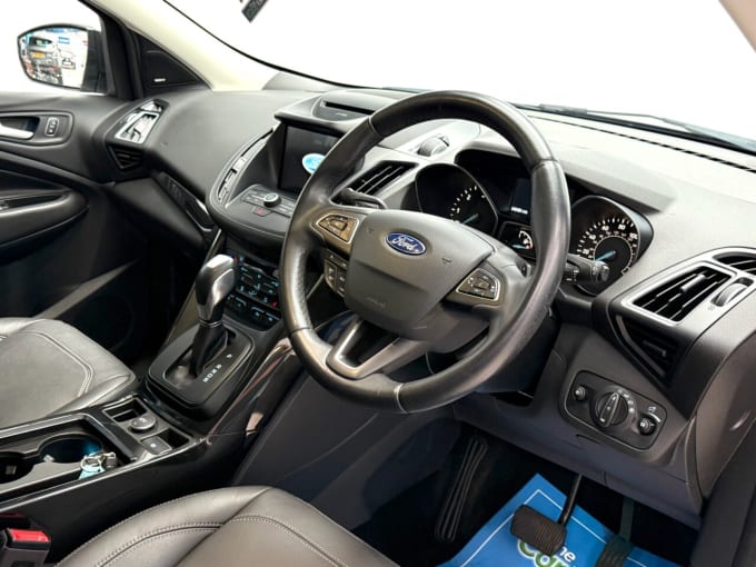 2025 Ford Kuga