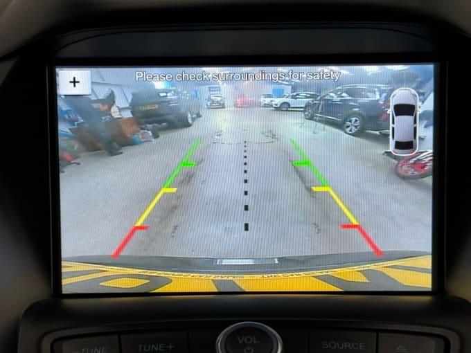 2025 Ford Kuga