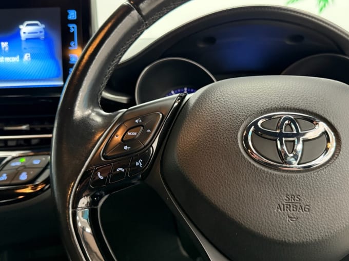 2025 Toyota C-hr