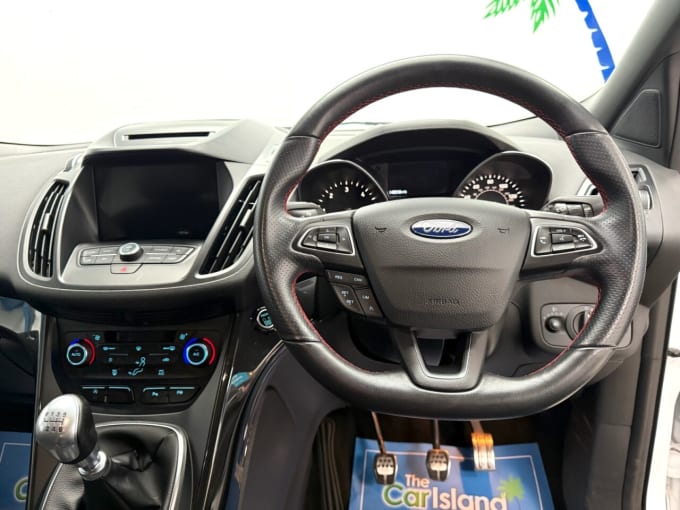 2025 Ford Kuga