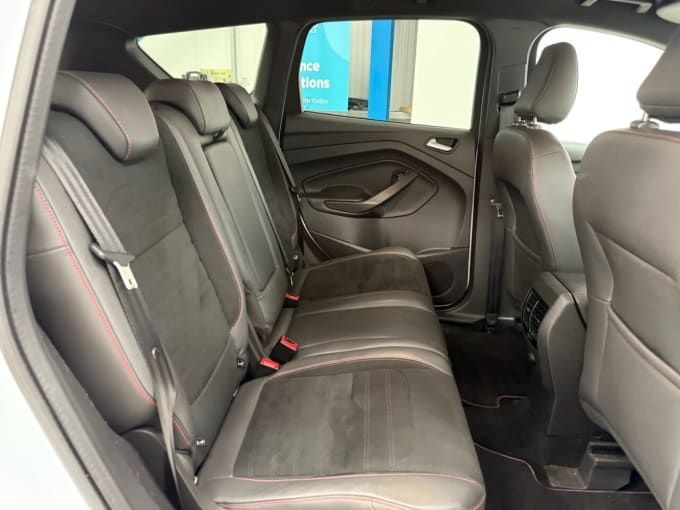 2025 Ford Kuga