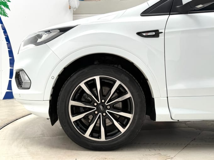 2025 Ford Kuga