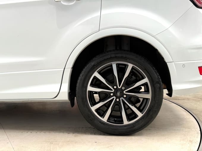 2025 Ford Kuga