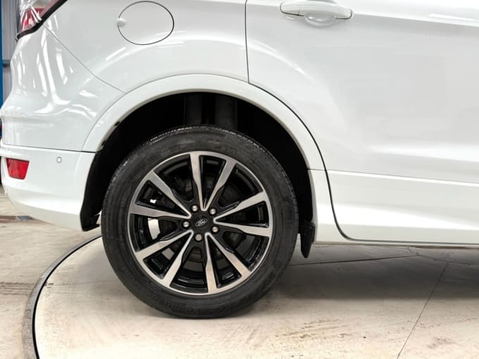 2025 Ford Kuga