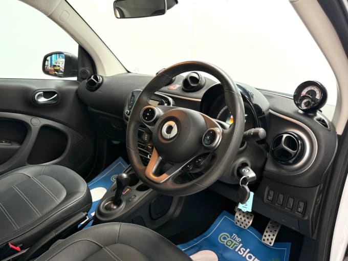 2025 Smart Fortwo