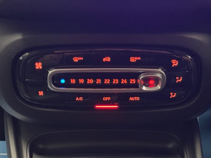2025 Smart Fortwo