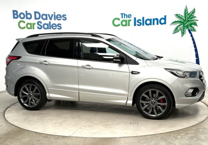 2025 Ford Kuga