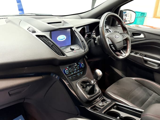 2025 Ford Kuga
