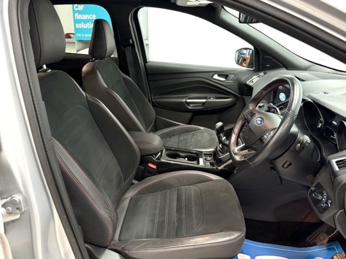 2025 Ford Kuga