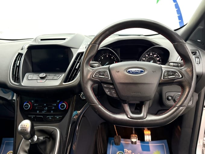 2025 Ford Kuga