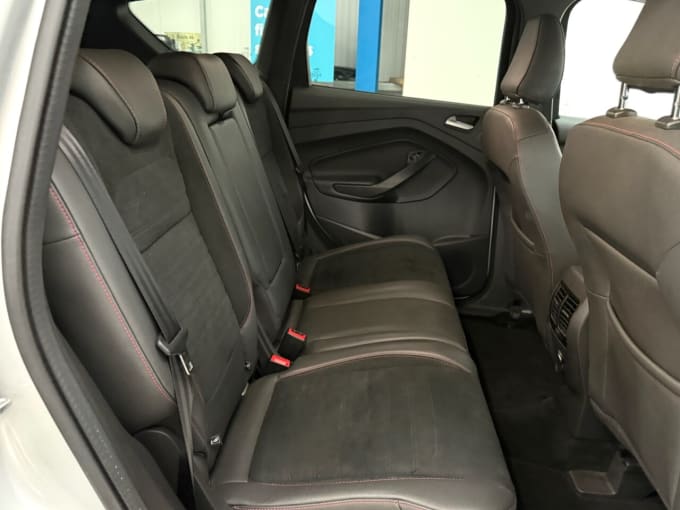 2025 Ford Kuga