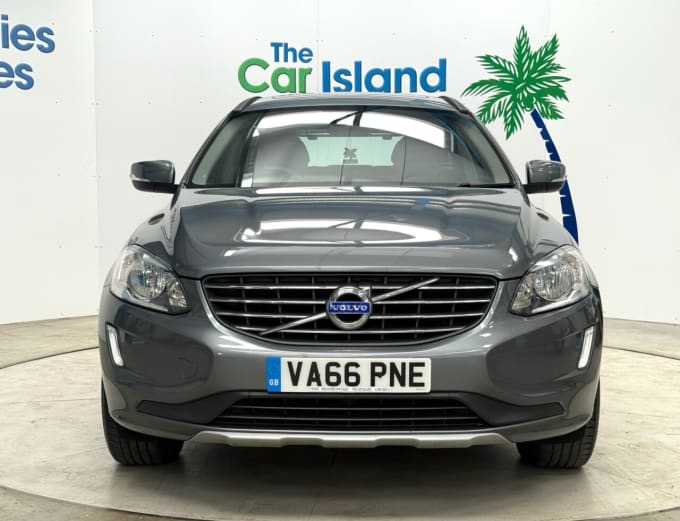 2025 Volvo Xc60