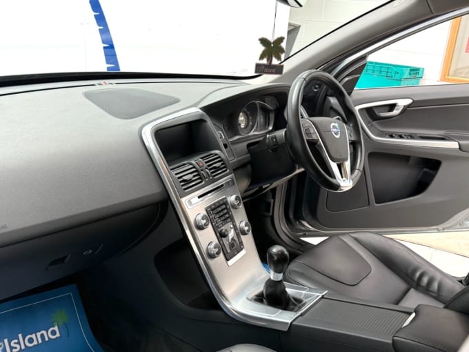 2025 Volvo Xc60