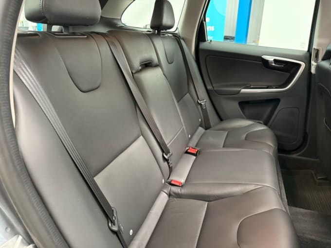 2025 Volvo Xc60