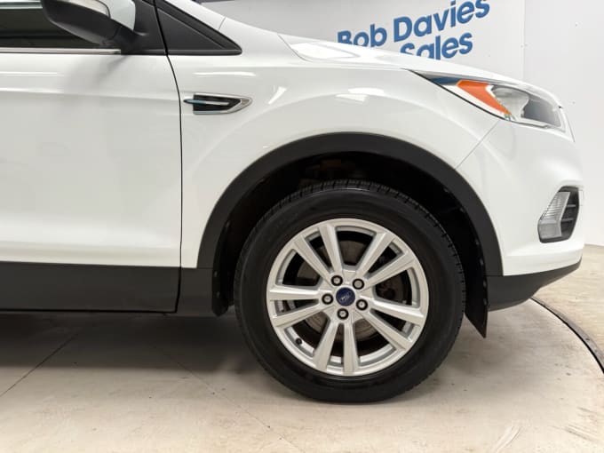 2025 Ford Kuga