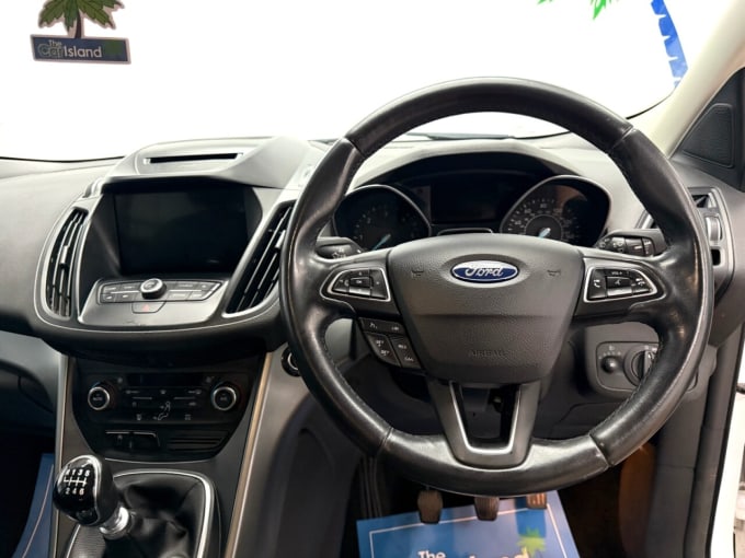 2025 Ford Kuga