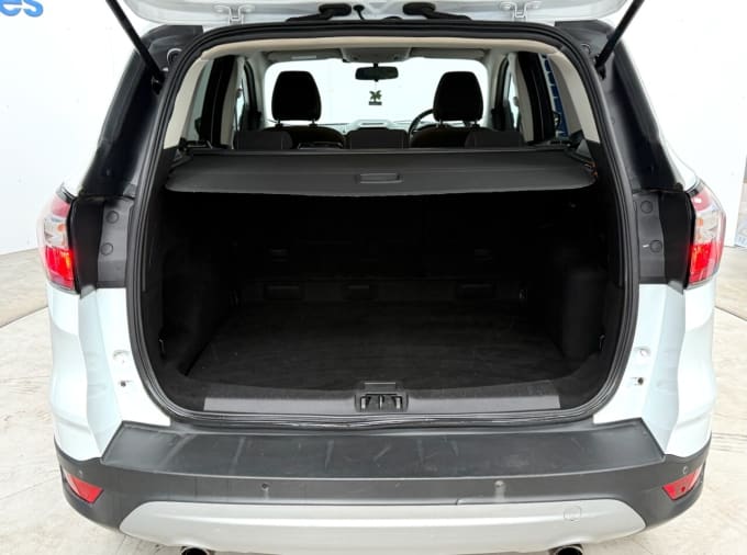 2025 Ford Kuga