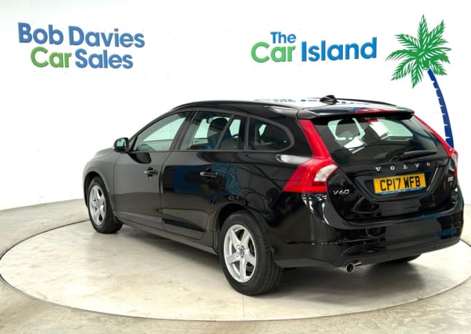 2025 Volvo V60
