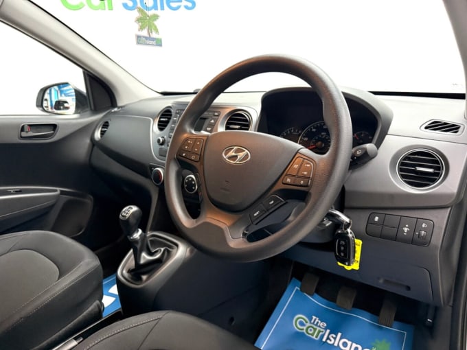 2025 Hyundai I10
