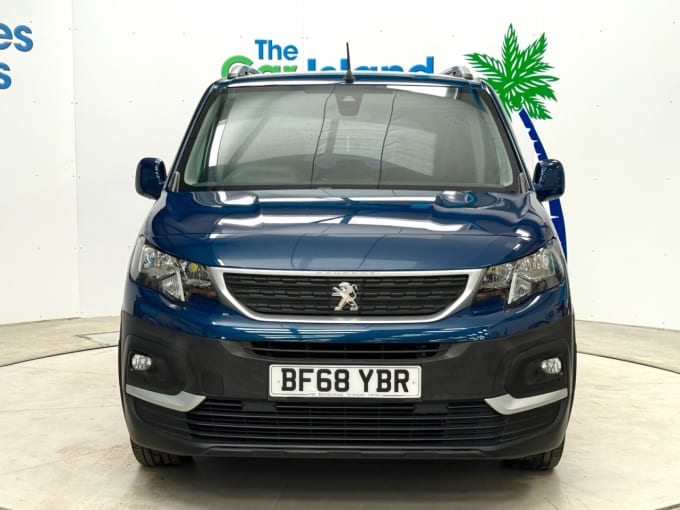 2025 Peugeot Rifter