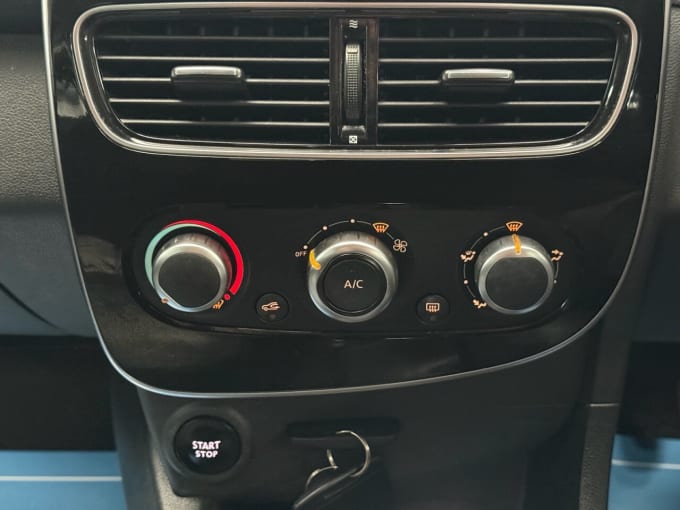 2025 Renault Clio