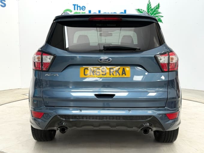2025 Ford Kuga