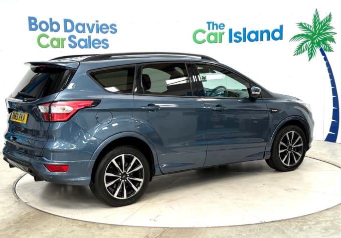2025 Ford Kuga