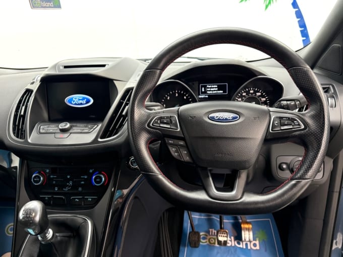 2025 Ford Kuga