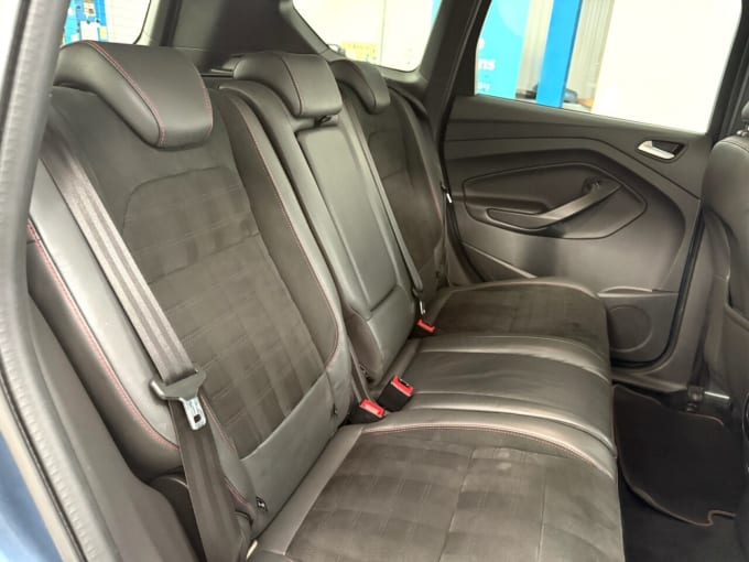 2025 Ford Kuga
