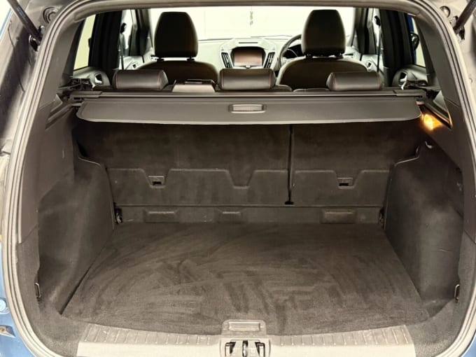 2025 Ford Kuga