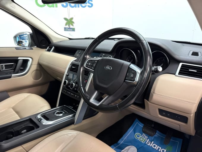 2025 Land Rover Discovery Sport