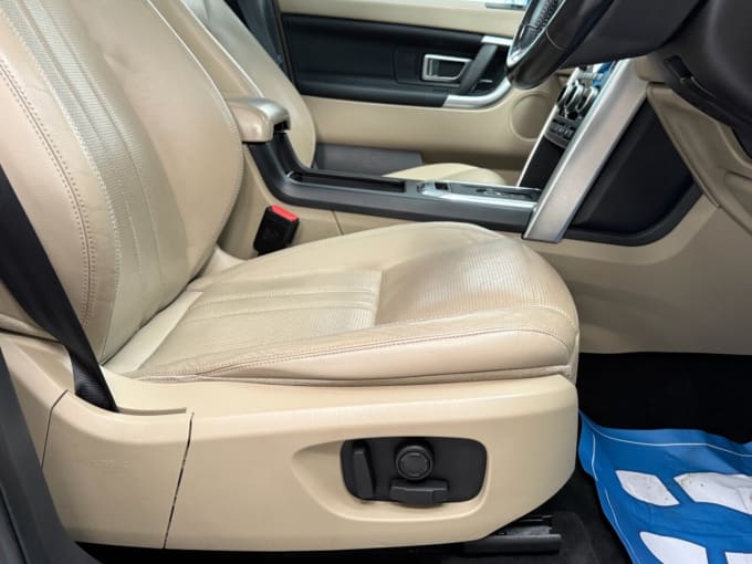 2025 Land Rover Discovery Sport