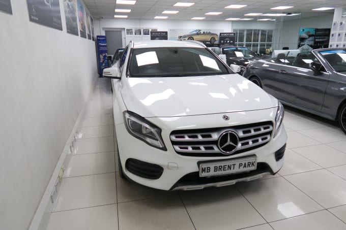 2025 Mercedes-benz Gla