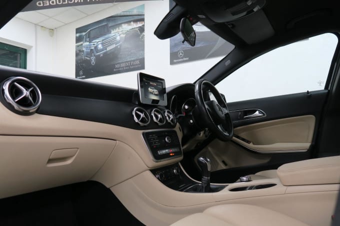 2025 Mercedes-benz Gla