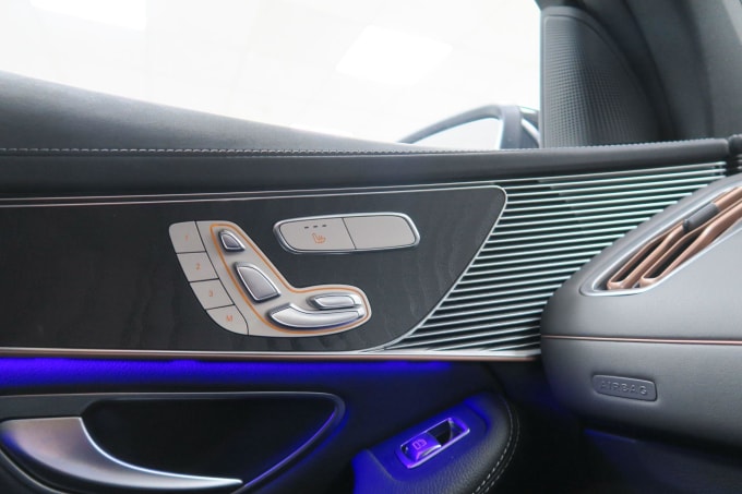 2025 Mercedes-benz Eqc