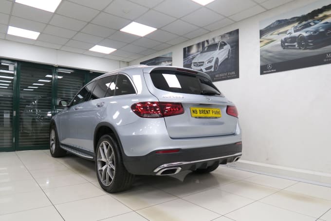 2025 Mercedes-benz Glc