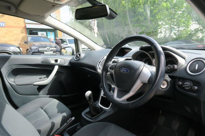 2025 Ford Fiesta