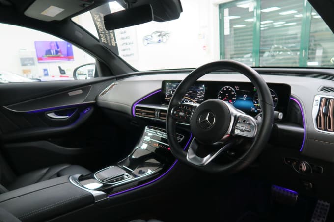 2025 Mercedes-benz Eqc