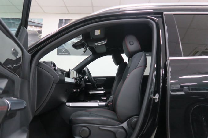 2025 Mercedes-benz Glb