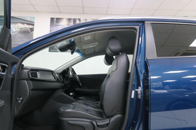 2025 Kia Niro