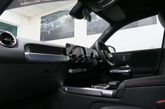 2025 Mercedes-benz Glb