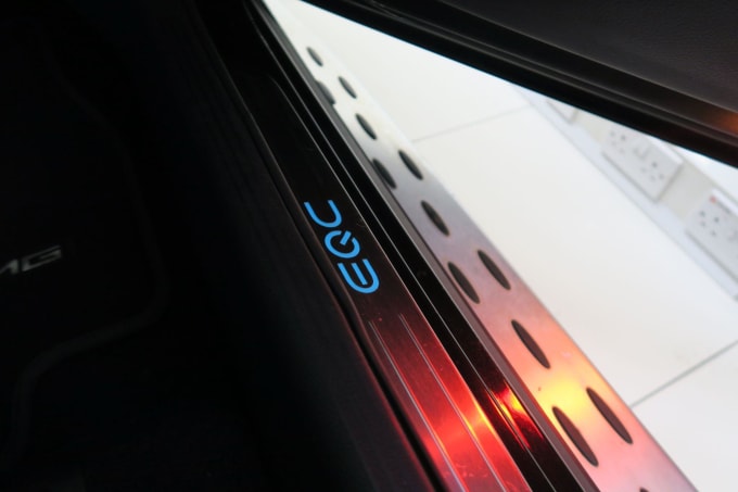 2025 Mercedes-benz Eqc