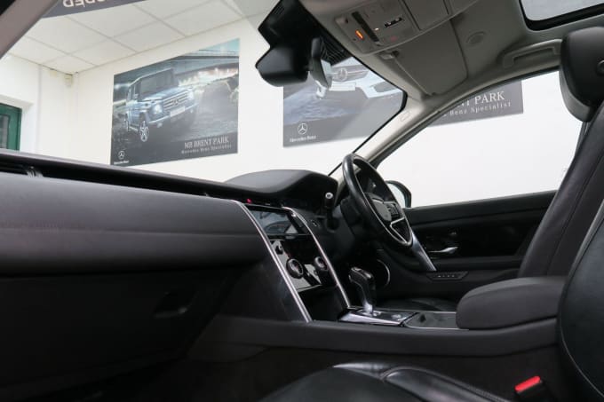 2025 Land Rover Discovery Sport
