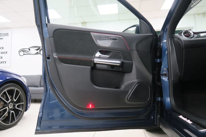 2025 Mercedes-benz Gla