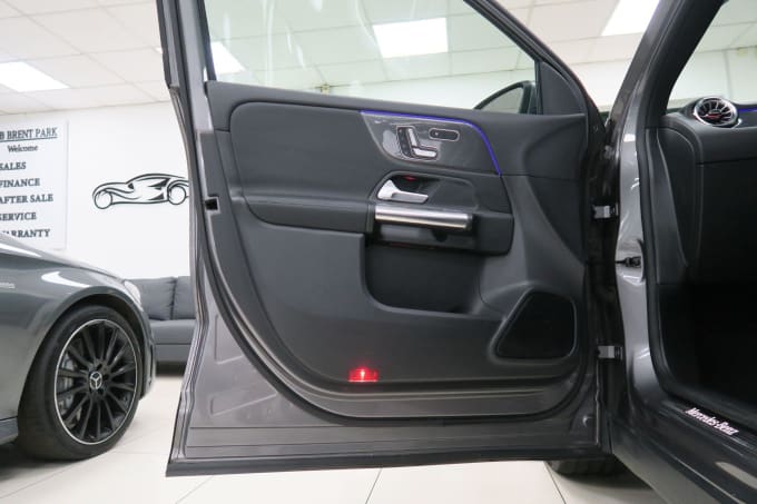 2025 Mercedes-benz Gla