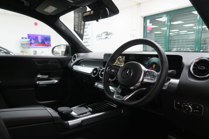 2025 Mercedes-benz Glb