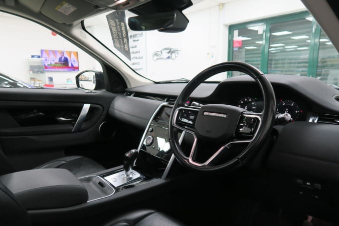 2025 Land Rover Discovery Sport